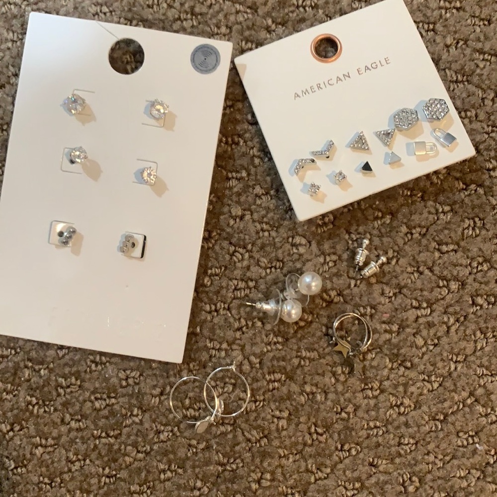 Lot of silver earrings